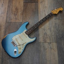 Chitarra elettrica usata