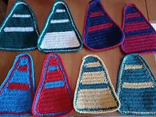 presine uncinetto di vari colori. Dimensioni medie: cm. 25 x 15