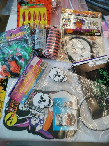 Stock articoli carnevale - articoli,