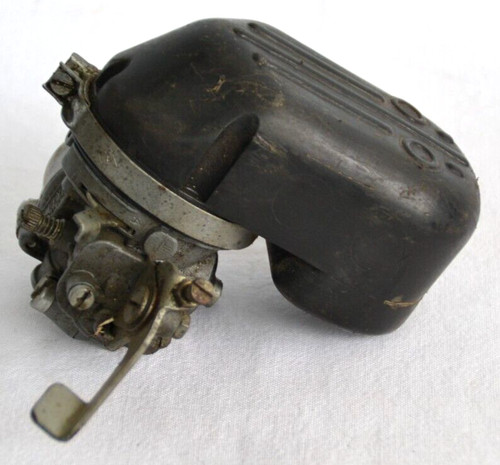 Vecchio carburatore dellorto - vecchio,