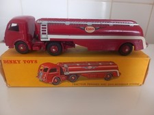 DINKY TOYS TRACTEUR PANHARD