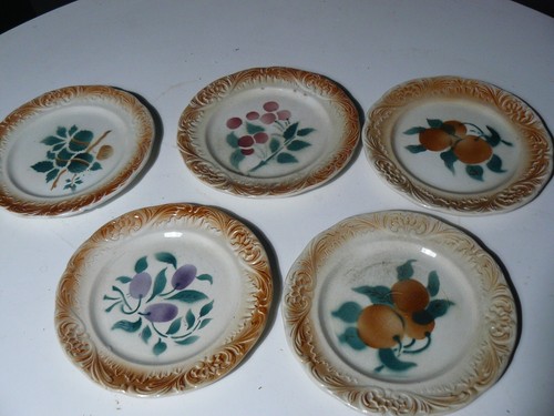 Magnifique lot 5 assiettes - magnifique,