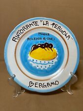Piatto Buon Ricordo Bergamo 1985 Ristorante “La Pergola” Ceramiche Vietri Decoro