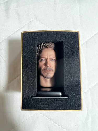 Hot toys tony - tony, stark