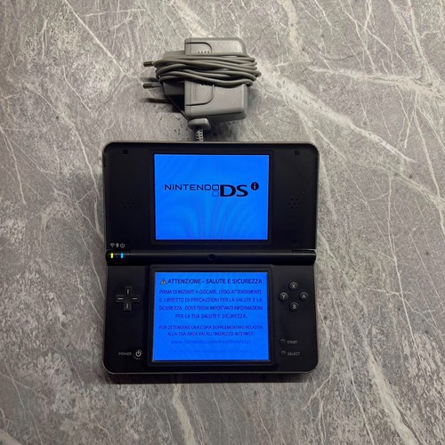 Nintendo dsi nero - nero, estetica