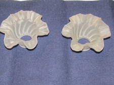 2 campane in vetro satinato per lampada o lampadario . Italia Epoca 1950