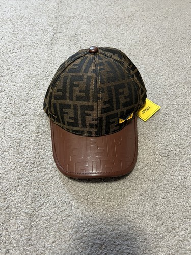 Cappello fendi - cappello,