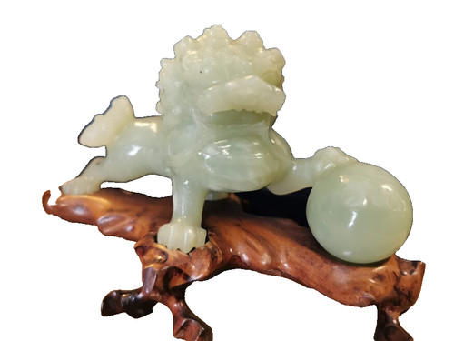 Scultura leone con sfera giada - scultura,