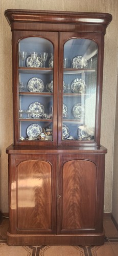 Antico mobile vetrinetta