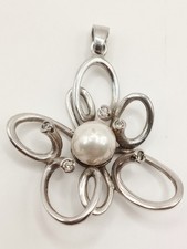 Women Necklace Abstract Flower
