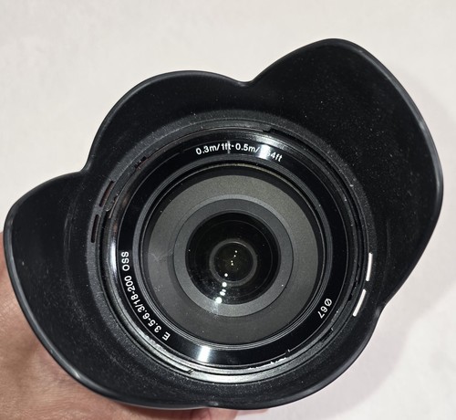 Sony 200 3 5 6 - 18-200, mm