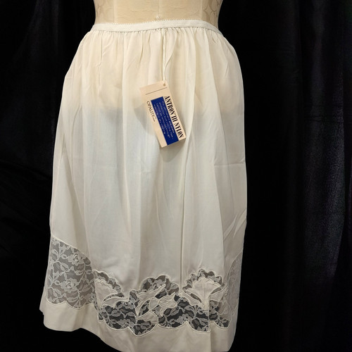 Beaunit half slip - half,