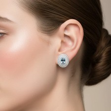 Orecchini con pietra azzurra e