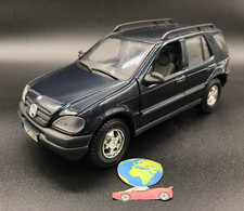 Maisto Mercedes ML 320 , modello in scala 1:24 - 1:25, (1571) , vintage