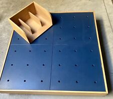 Tavolino Quadrato da salotto basso con ruote marca Porada