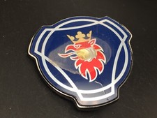 SAAB 50MM LOGO VOLANTE SIGLA BADGE EMBLEMA FREGIO STEMMA SCRITTA TARGHETTA