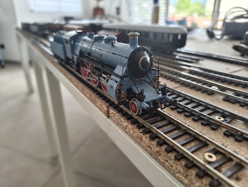 Liliput 1860 locomotiva - liliput,