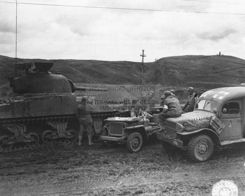 Wwii army radio jeep - radio,