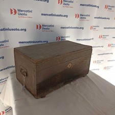 Baule Antico in Abete Tinto