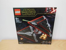 LEGO Star Wars 75272 Sith TIE