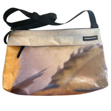 FREITAG F553 LOU trascrizione