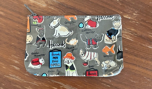 Harrods london pvc logo pet - london,