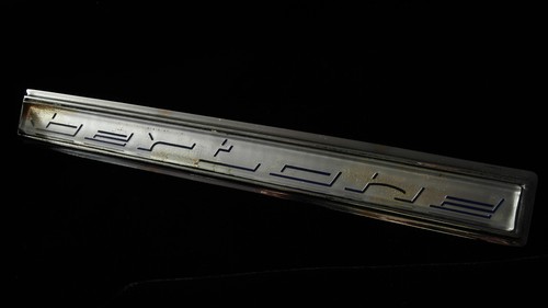 Fiat frontal emblem logo - frontal,