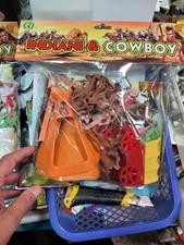 1 Set soldatini A Caso cowboy