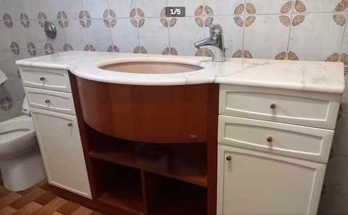Mobile bagno usato - , di