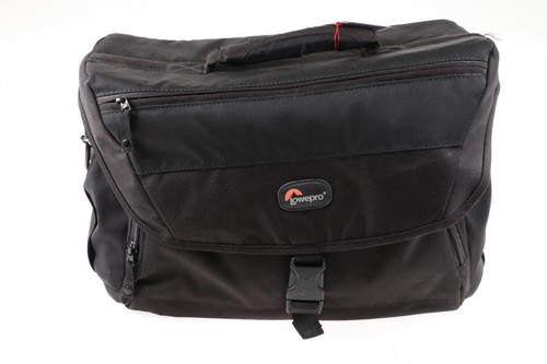 Lowepro nova 200 - 200, aw