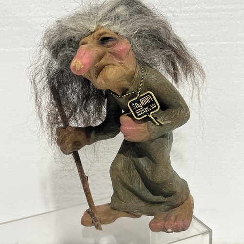 Nyform witch troll 113 - witch,