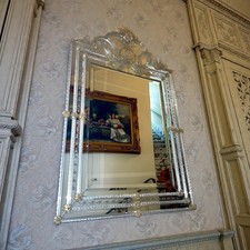 grande specchio in vetro