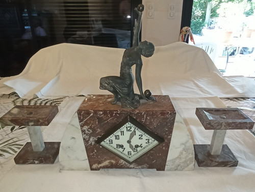 Old pink marble clock art - old,