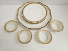 Antico set da pranzo