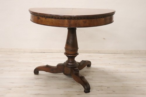 Tavolo antico rotondo - , noce