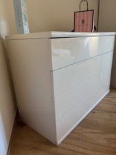 cassettiera camera da letto