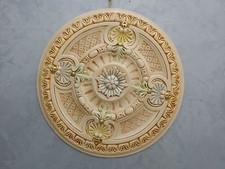 Rosoni in gesso decorato a