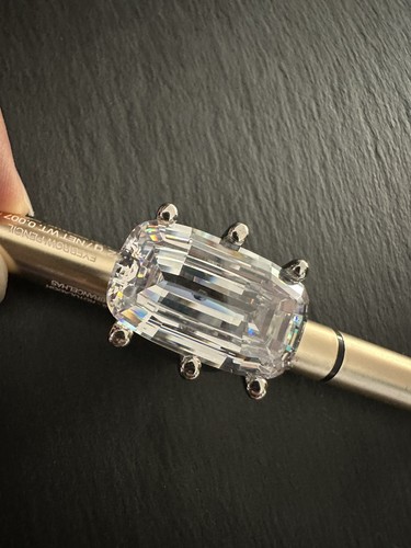 Superbe bague swarovski - superbe,