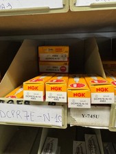 4 CANDELE DI PRIMO IMPIANTO NGK DCPR7E-N-10 MOTORI FIAT FCA PANDA 169 E ALTRI