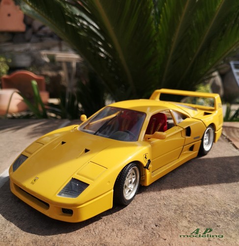 Modellino auto ferrari - 1:18,