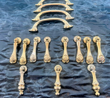 vecchi ferramenta per mobili