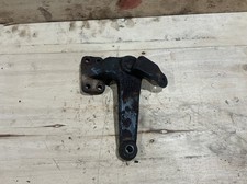 Braccio snodo sterzo asse anteriore trattore Kubota B2150 HST RH 67810-56410