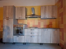 Cucina completa usato di 3,00 mt lineari con Forno , no Frigo