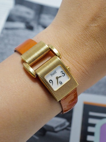 Piaget miss protocole ref - miss, ref.5221