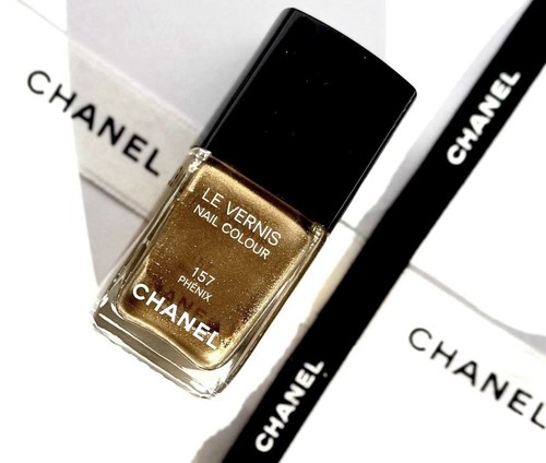 Chanel levernis color - chanel,