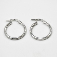 Orecchini a cerchio in oro bianco 18 kt tubolari A.790