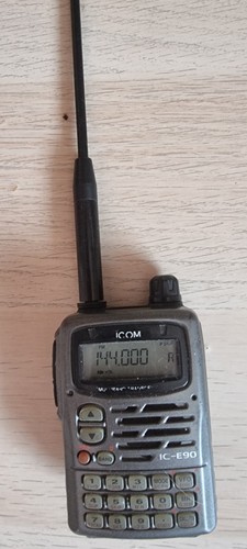 Icom e90 - icom, ic-e90