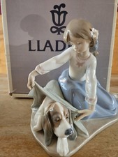 Lladro 5688 Dog's Best Friend