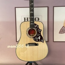 Chitarra acustica naturale