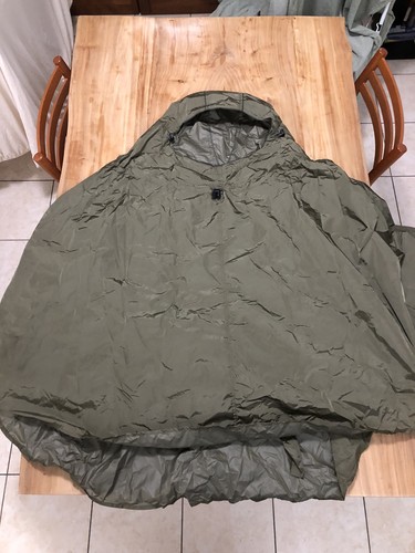Poncho for brooks - brooks,